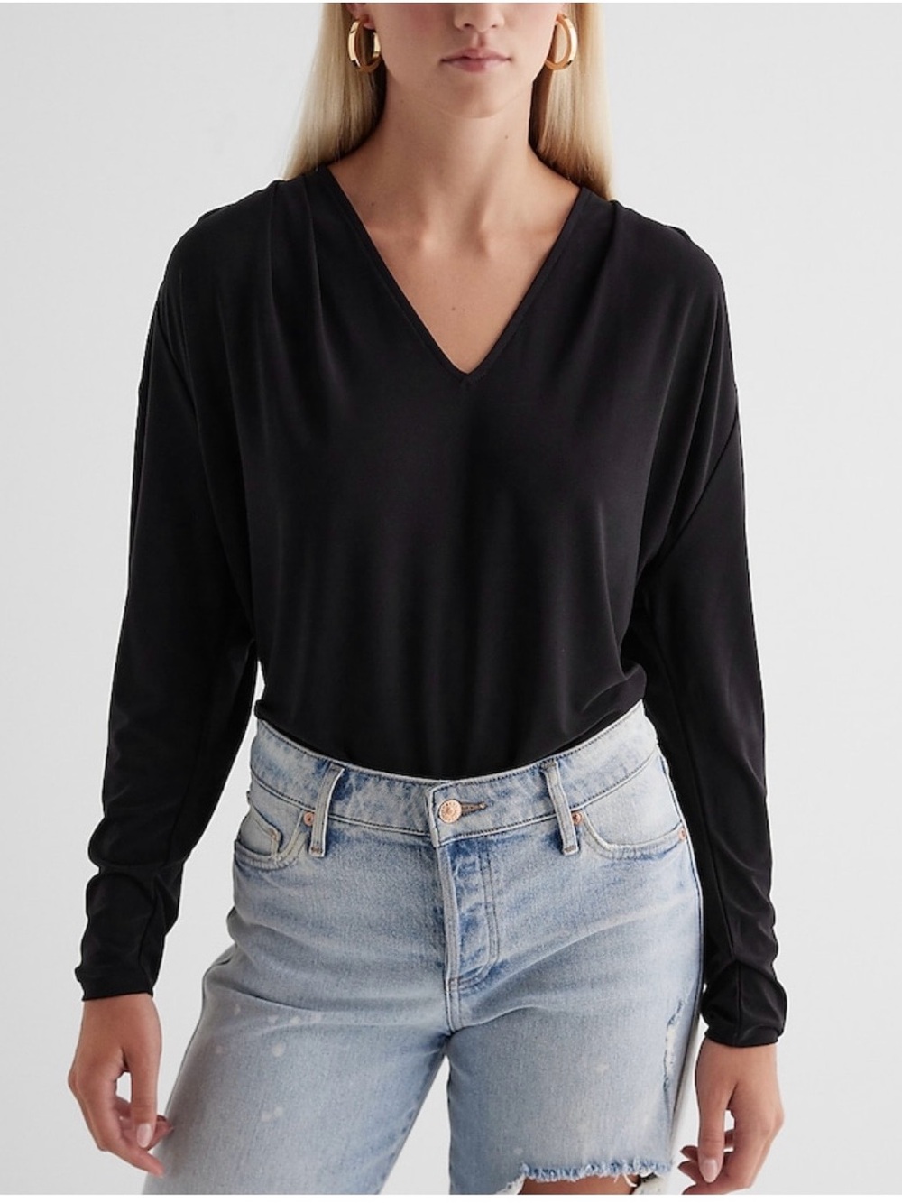 Express Skimming V-Neck Pleated Shoulder Top